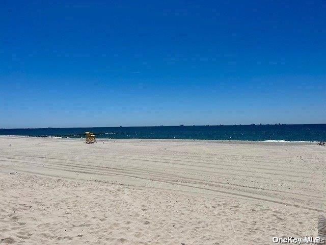 3 Oswego Avenue, East Atlantic Beach, NY 11561