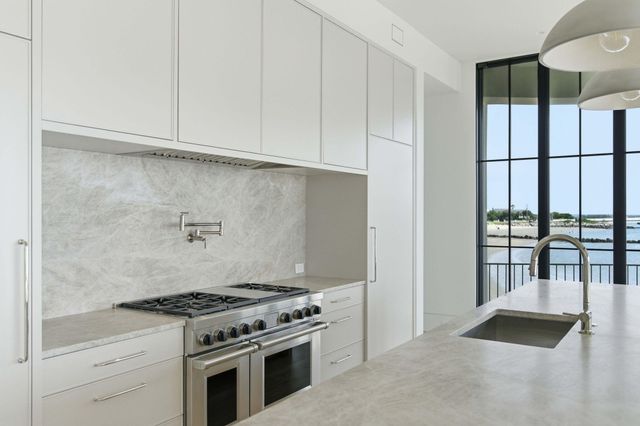 3209 Marshall Boulevard, Sullivans Island, SC 29482