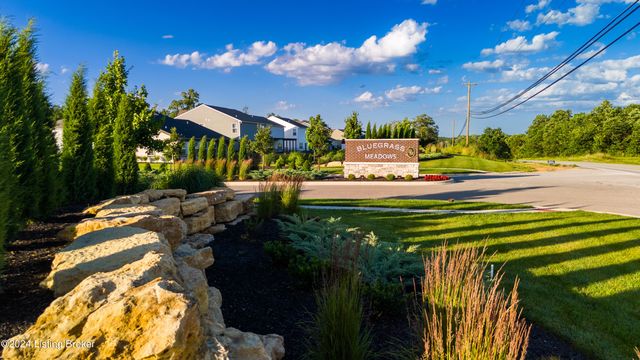 380-201 Summer Sage Dr, Mt Washington, KY 40047