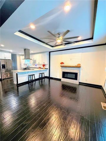 657 S Grand Avenue NW, Atlanta, GA 30318