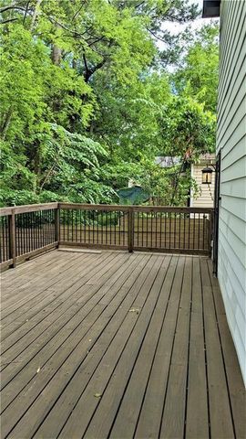 657 S Grand Avenue NW, Atlanta, GA 30318