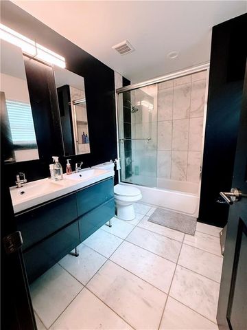 657 S Grand Avenue NW, Atlanta, GA 30318