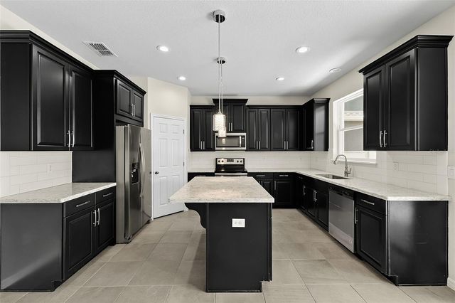 2408 CHATEAU LOOP, Kissimmee, FL 34741