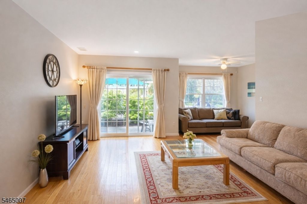 80 Ridgewood Rd 107, Washington Twp., NJ 07676 — photo 3