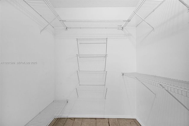 9480 NW 24th Pl, Sunrise, FL 33322