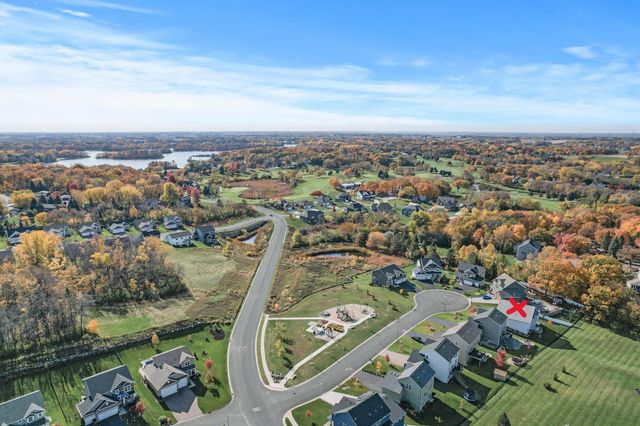 1305 Meadow Court, Shakopee, MN 55379