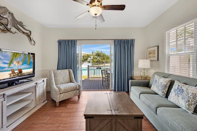 7041 Harbor Village Drive, Duck Key, FL 33050