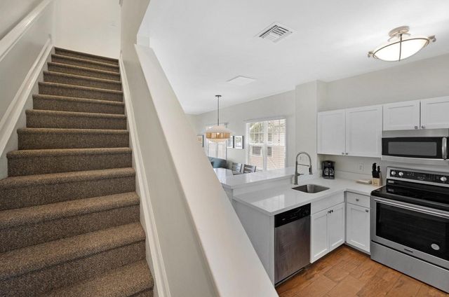 7041 Harbor Village Drive, Duck Key, FL 33050