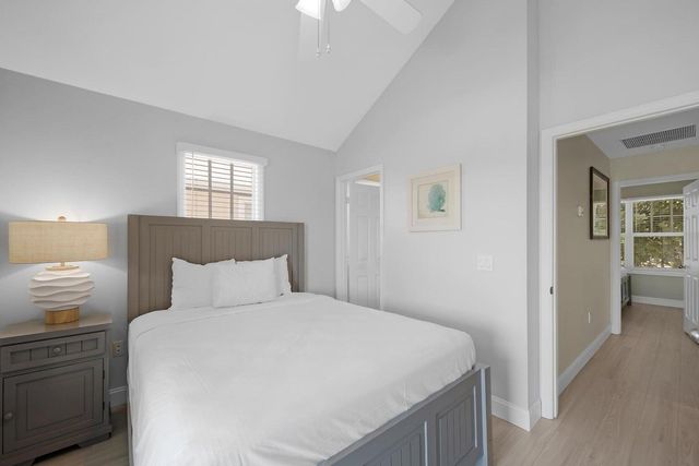 7041 Harbor Village Drive, Duck Key, FL 33050