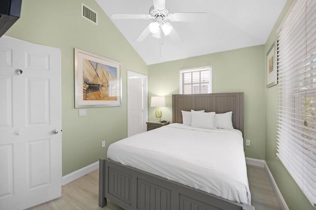 7041 Harbor Village Drive, Duck Key, FL 33050