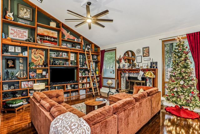 834 Holbrook Circle, Fort Walton Beach, FL 32547