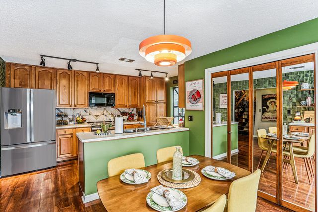 834 Holbrook Circle, Fort Walton Beach, FL 32547