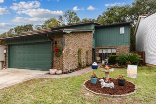 834 Holbrook Circle, Fort Walton Beach, FL 32547