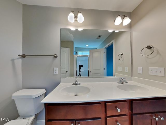 456 Rolling Meadows Drive, Clayton, NC 27527