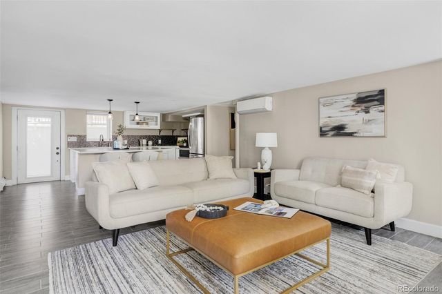 4805 W 31st Avenue, Denver, CO 80212