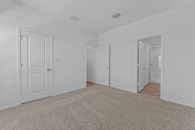 320 Nizao LN, Bastrop, TX 78602