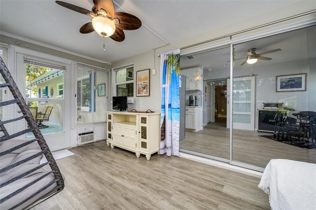 1472 QUEEN ANNE DRIVE, Palm Harbor, FL 34684