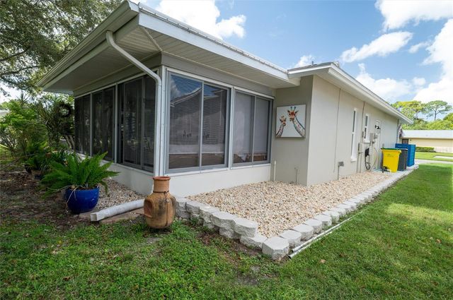 1472 QUEEN ANNE DRIVE, Palm Harbor, FL 34684