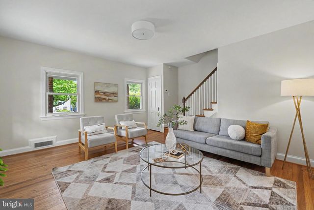 638 N NELSON ST N, Arlington, VA 22203