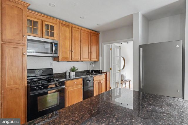 638 N NELSON ST N, Arlington, VA 22203