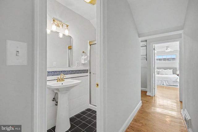 638 N NELSON ST N, Arlington, VA 22203