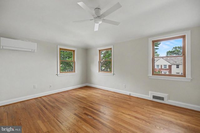 638 N NELSON ST N, Arlington, VA 22203