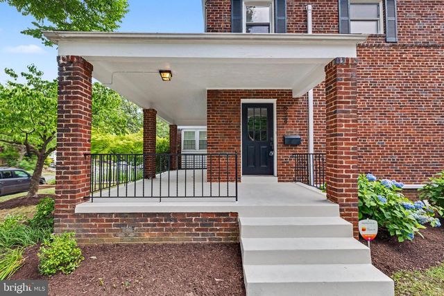 638 N NELSON ST N, Arlington, VA 22203