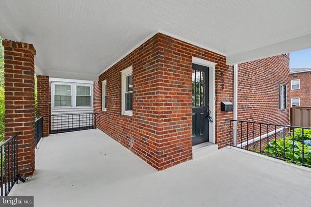 638 N NELSON ST N, Arlington, VA 22203