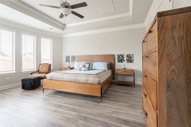 1924 Burton Hollow Way, Mckinney, TX 75071