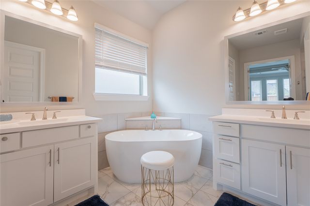 1924 Burton Hollow Way, Mckinney, TX 75071