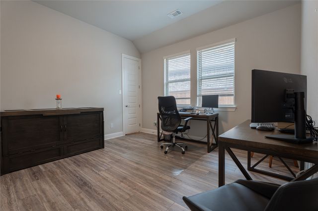 1924 Burton Hollow Way, Mckinney, TX 75071