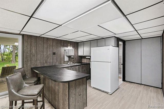 6905 W Church Street, Clarkston, MI 48346