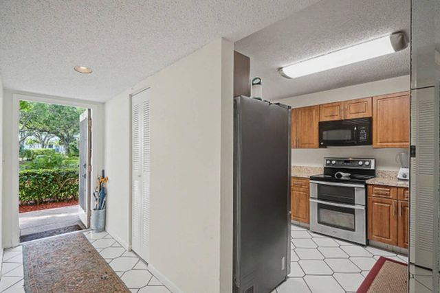 15244 Lakes Of Delray Boulevard 103, Delray Beach, FL 33484