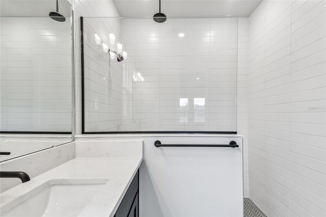 5735 LEAFLET TRAIL, Mount Dora, FL 32757