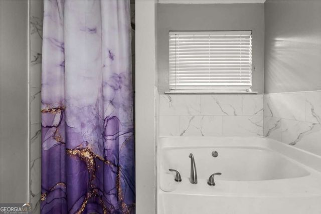 1362 Tara Road, Jonesboro, GA 30238