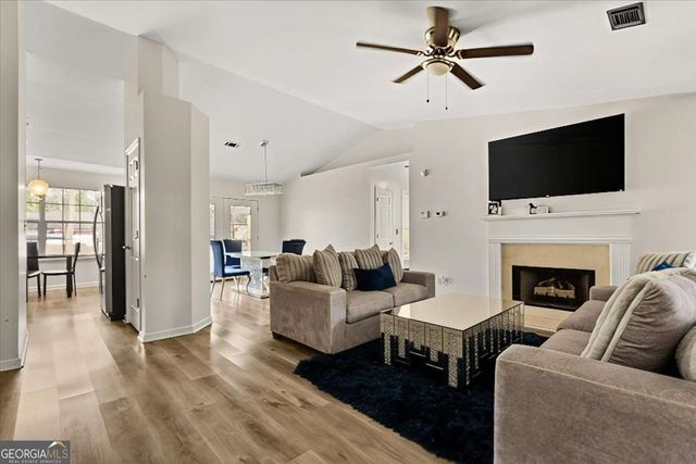 1362 Tara Road, Jonesboro, GA 30238