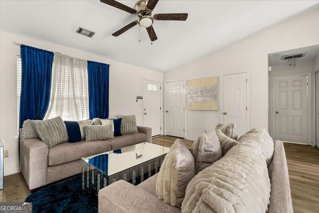 1362 Tara Road, Jonesboro, GA 30238