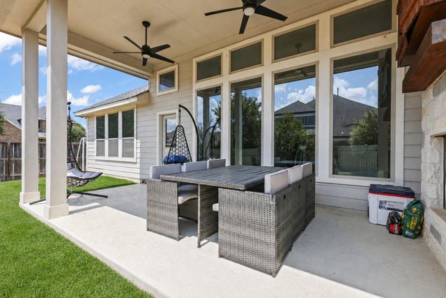 19435 Sorrel Stallion Trail Trail, Tomball, TX 77377