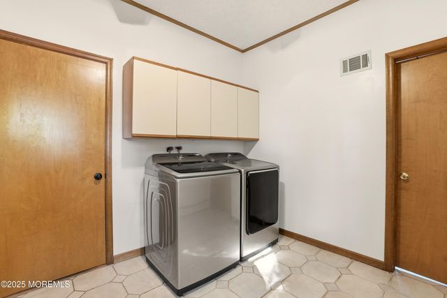 601 Duchess Court, Toms River, NJ 08753