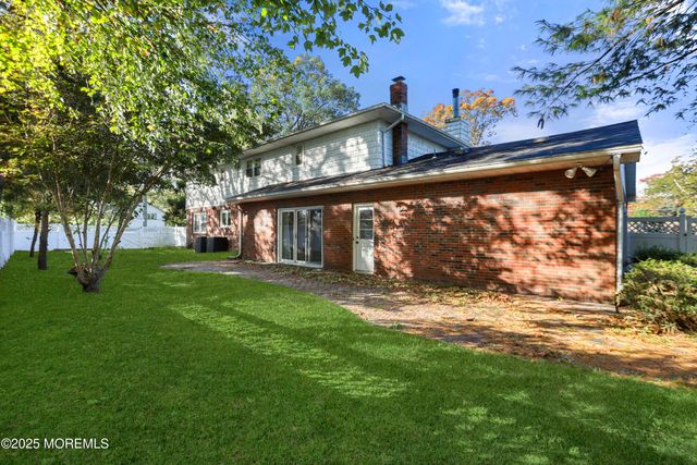 601 Duchess Court, Toms River, NJ 08753