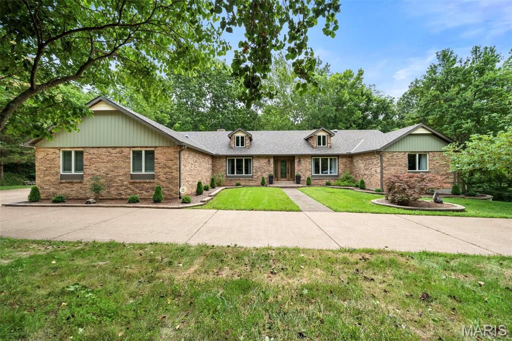 4352 Rock Island Road, Arnold, MO 63010