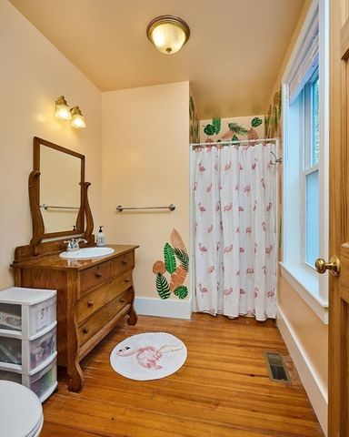 12a Parker Ave A, Northfield, MA 01360