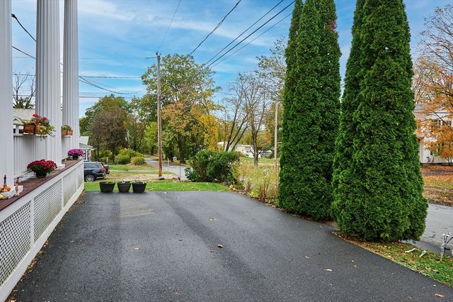 12a Parker Ave A, Northfield, MA 01360