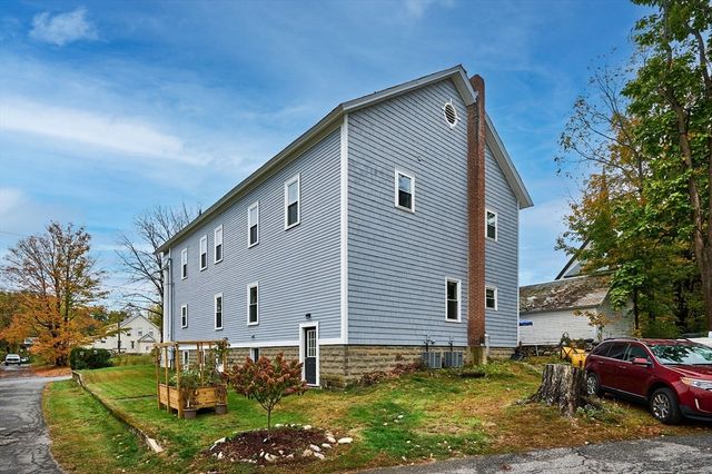 12a Parker Ave A, Northfield, MA 01360