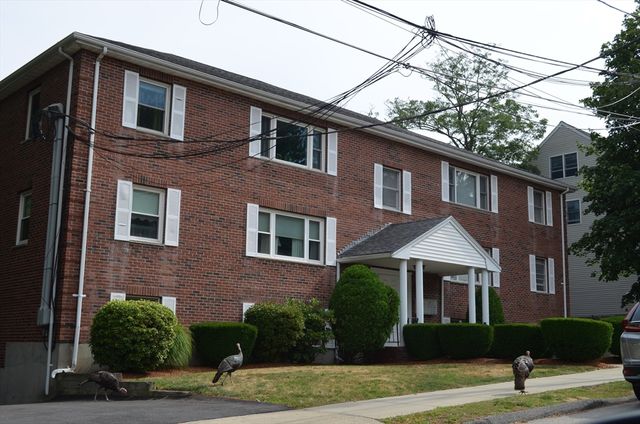 22 Roosevelt Rd 4, Quincy, MA 02169