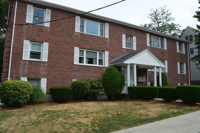 22 Roosevelt Rd 4, Quincy, MA 02169