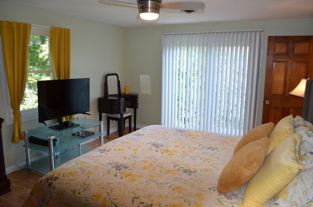 22 Roosevelt Rd 4, Quincy, MA 02169
