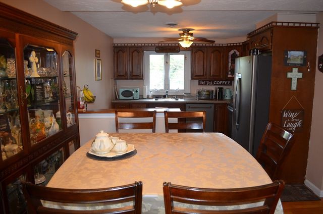 22 Roosevelt Rd 4, Quincy, MA 02169