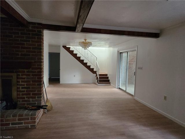 246 Merry HillS Drive, High Point, NC 27262