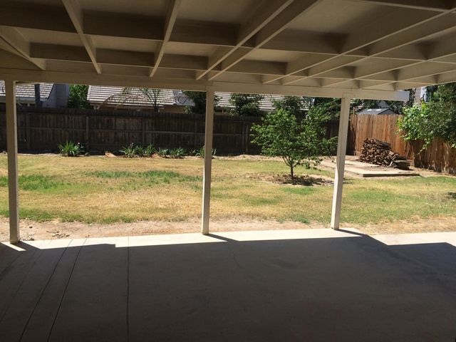 3111 W Russell Avenue, Visalia, CA 93277